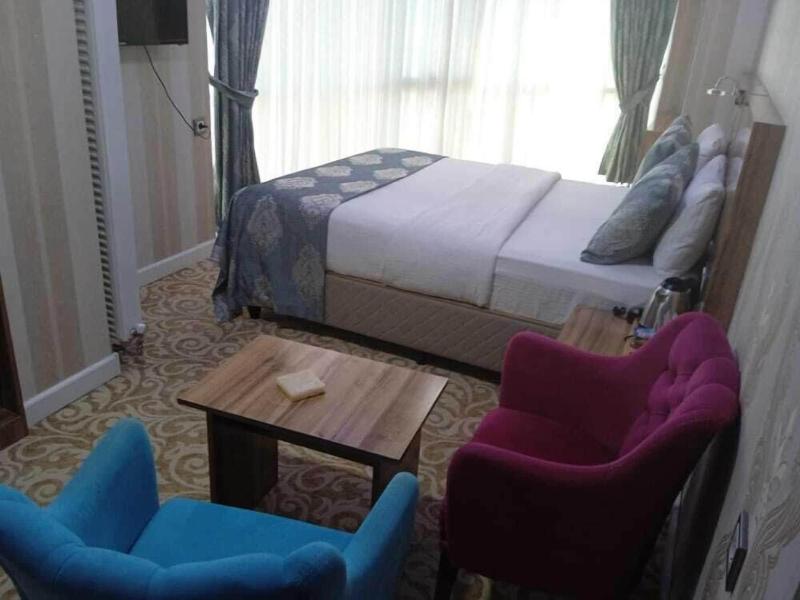 Crystall Hotel image