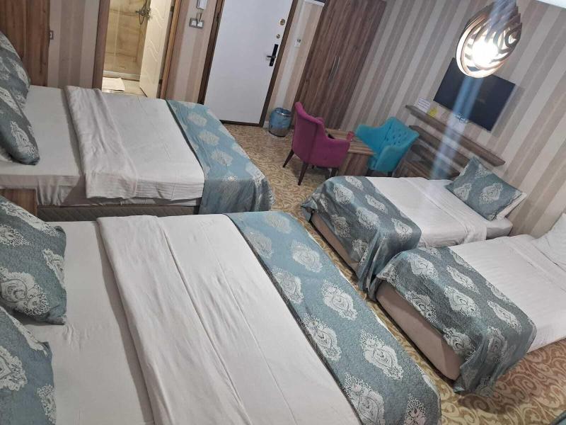 Crystall Hotel image