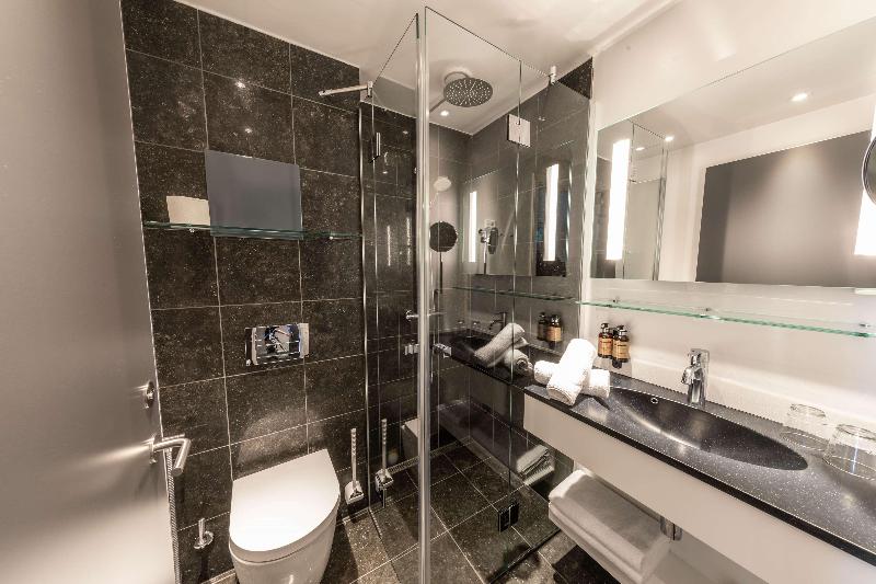 Best Western Plus Hotel Ilulissat image
