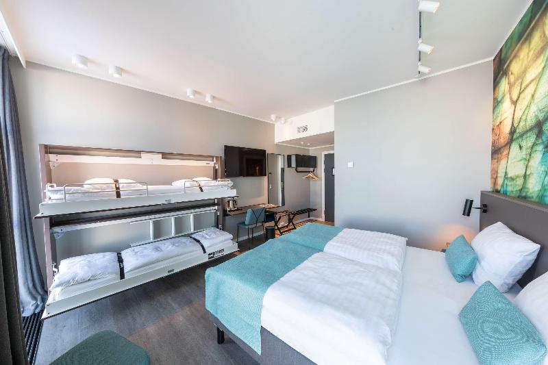 Best Western Plus Hotel Ilulissat image