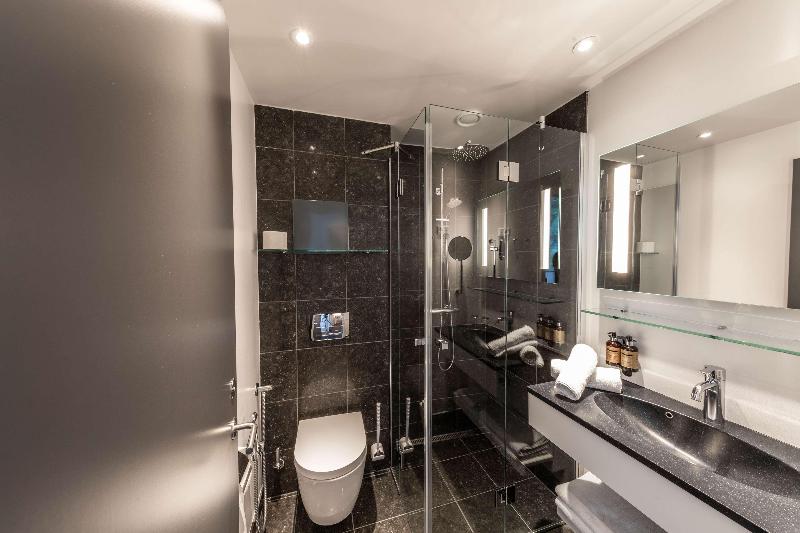 Best Western Plus Hotel Ilulissat image