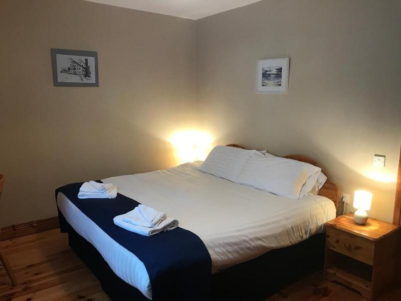 Tully Mill Cottages image