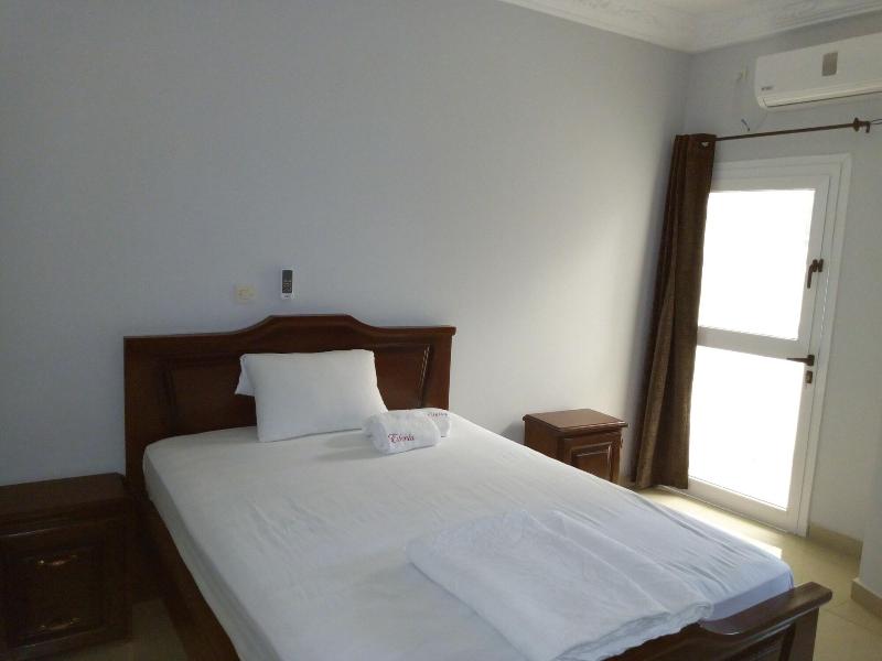 Hotel Edenia image