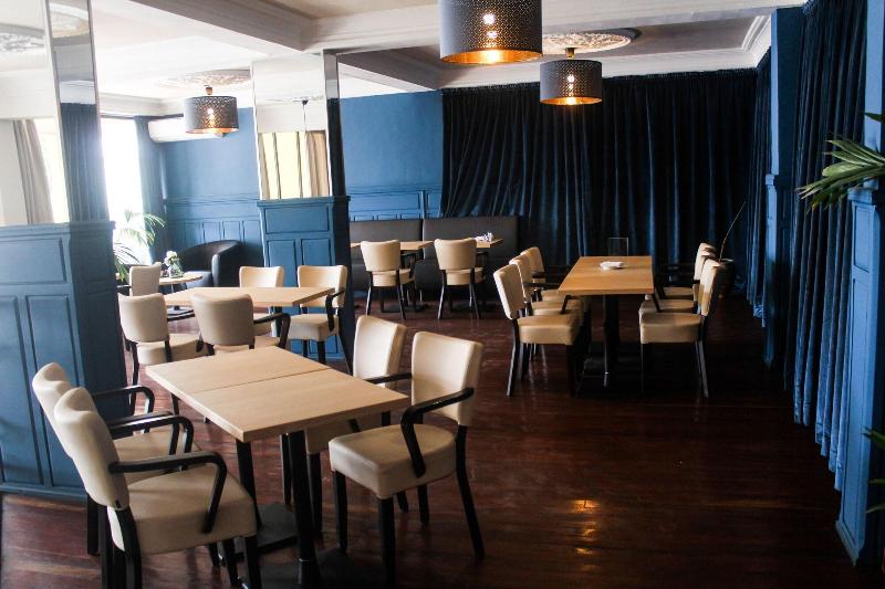 Sacha Hotel image