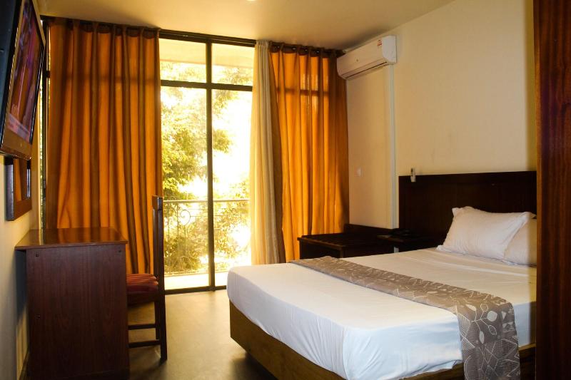 Sacha Hotel image