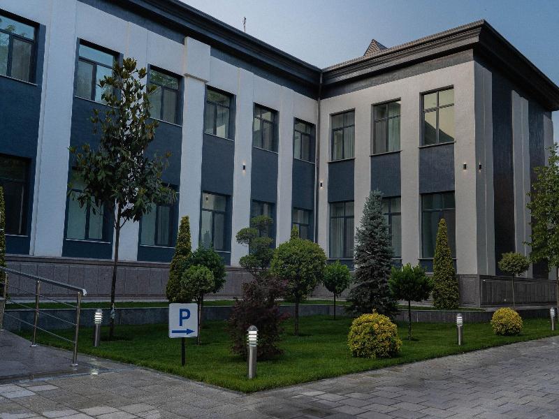 Green Park Hotel image
