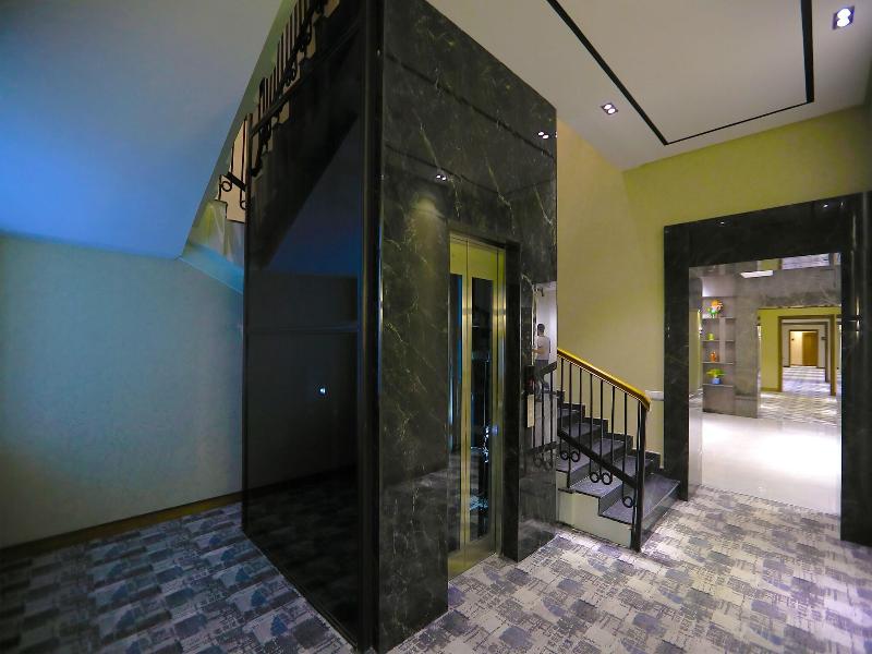 Green Park Hotel image