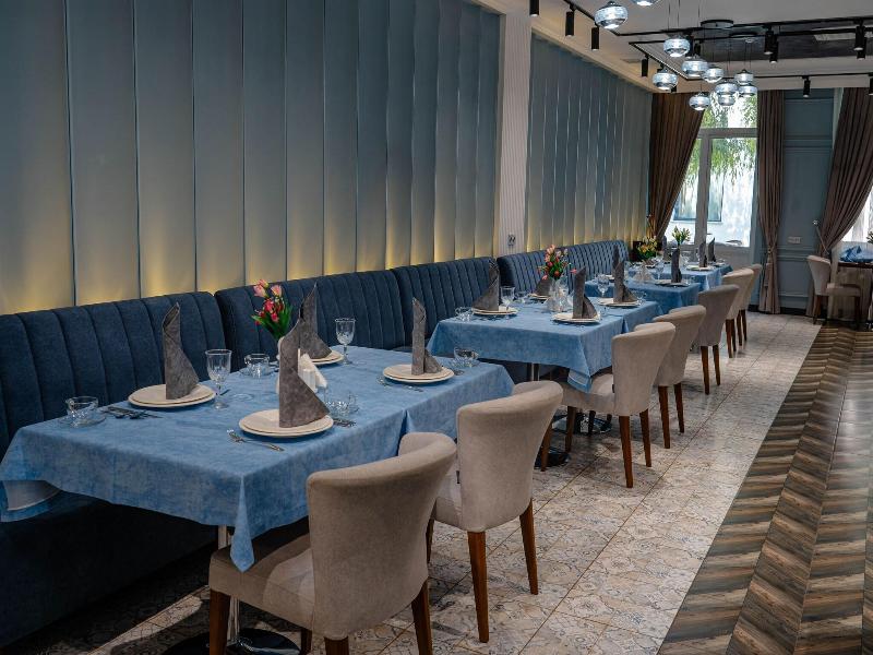 Green Park Hotel image