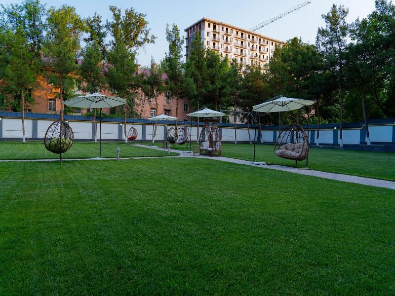 Green Park Hotel image