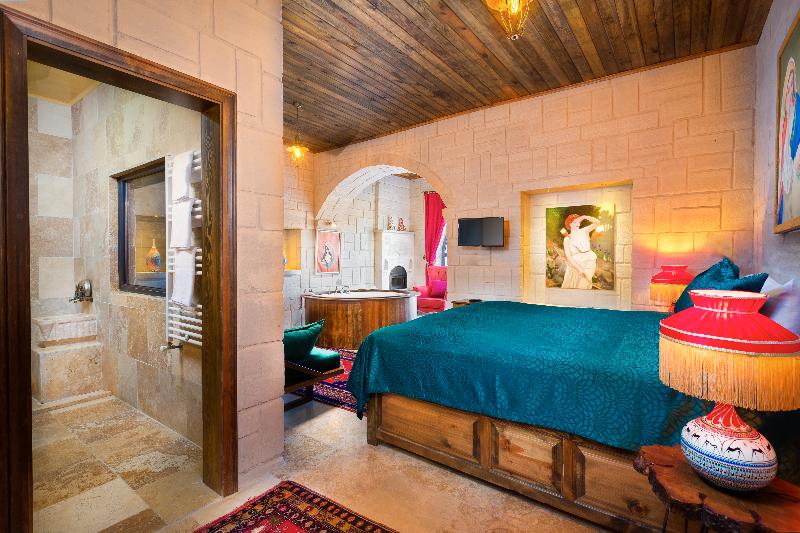 Megaron Cave Hotel image