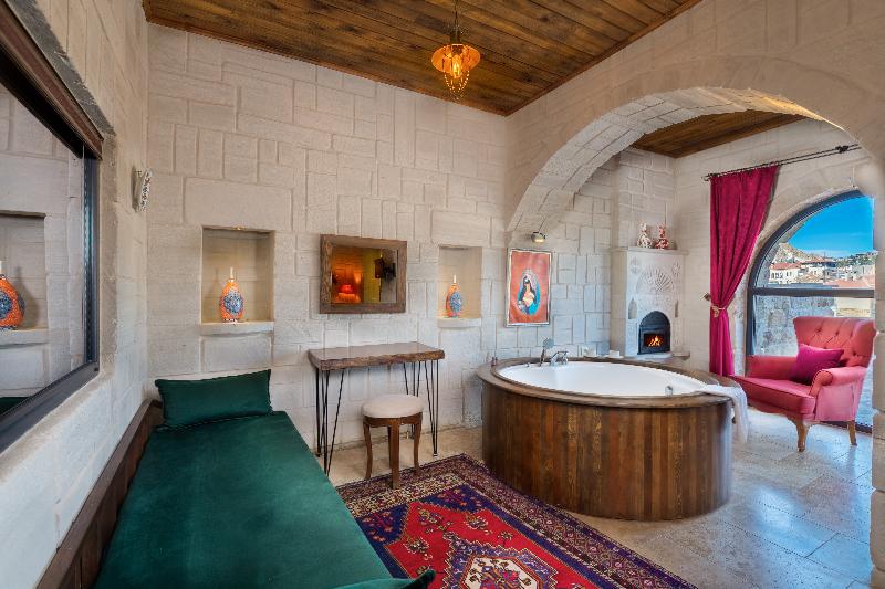 Megaron Cave Hotel image