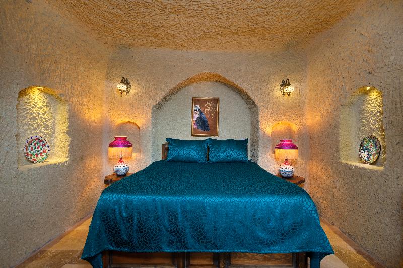 Megaron Cave Hotel image