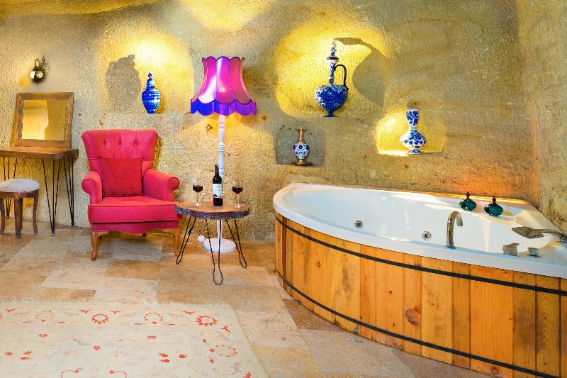 Megaron Cave Hotel image