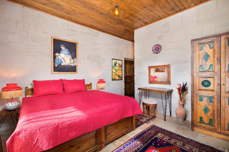 Megaron Cave Hotel image