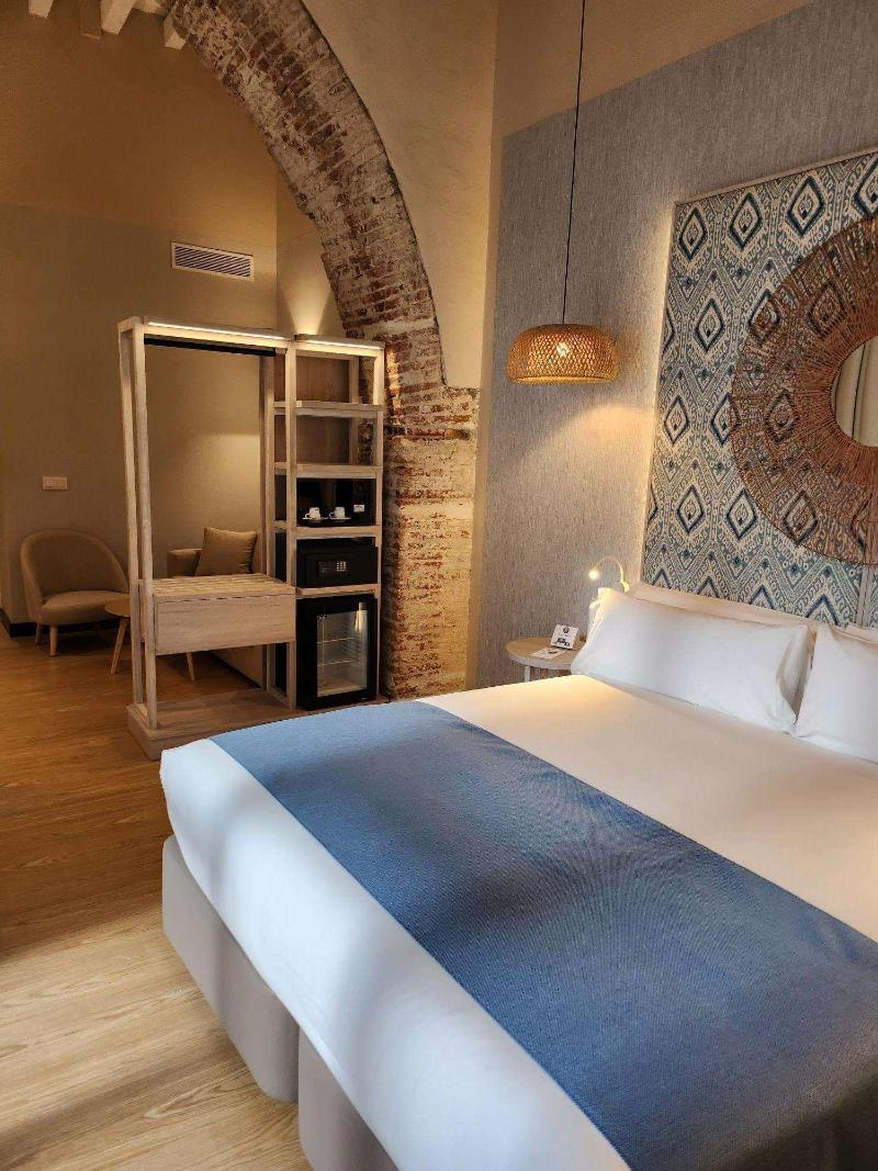 Soho Boutique Cadiz image