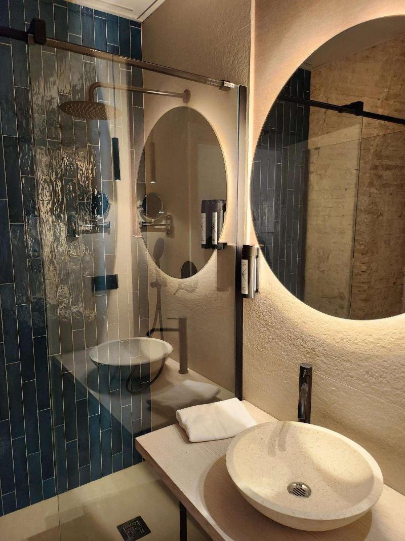 Soho Boutique Cadiz image