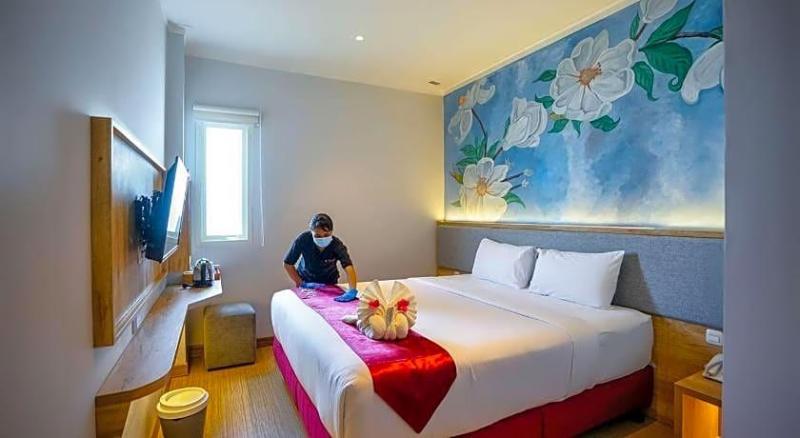 Kaloka Airport Hotel image