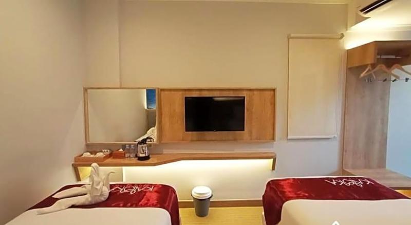 Kaloka Airport Hotel image