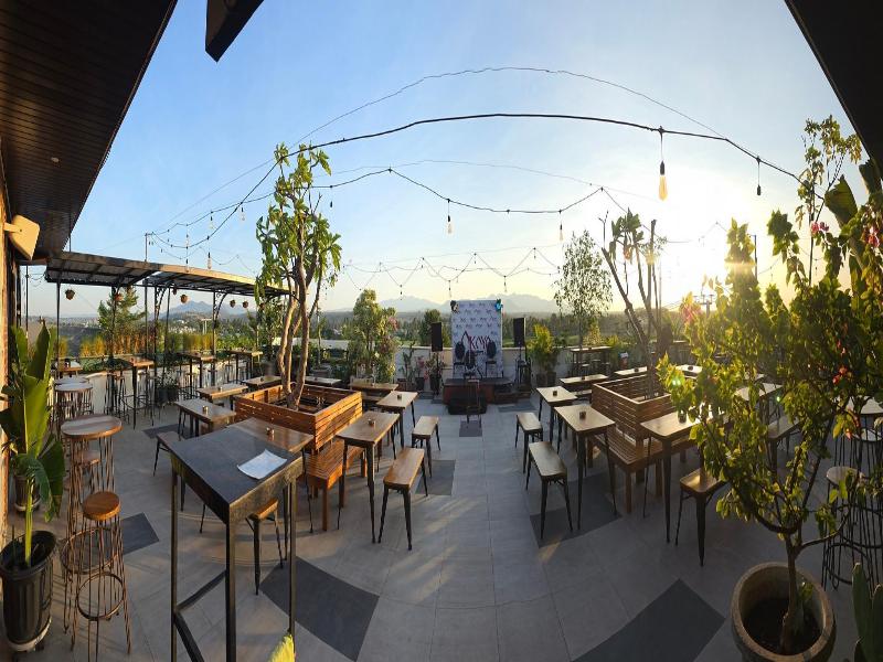 Kaloka Airport Hotel image