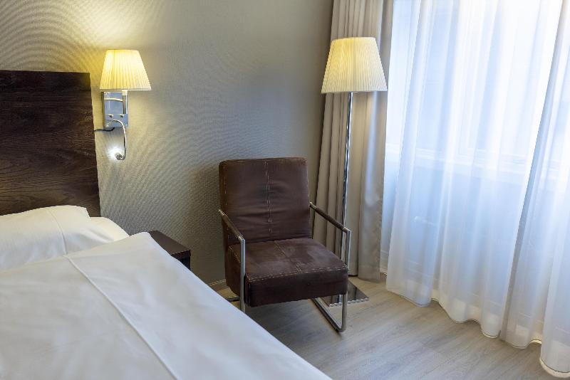 Hilton Garden Inn Jiaxing Xiuzhou image