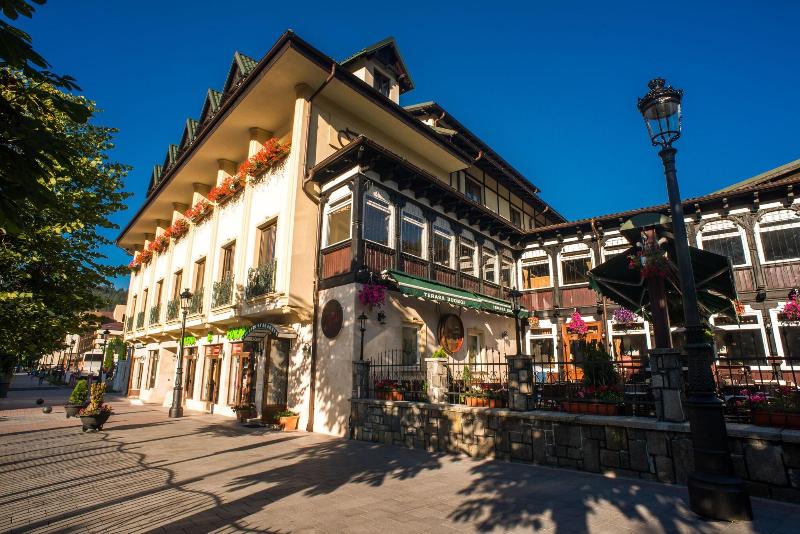 Hotel Bucegi image