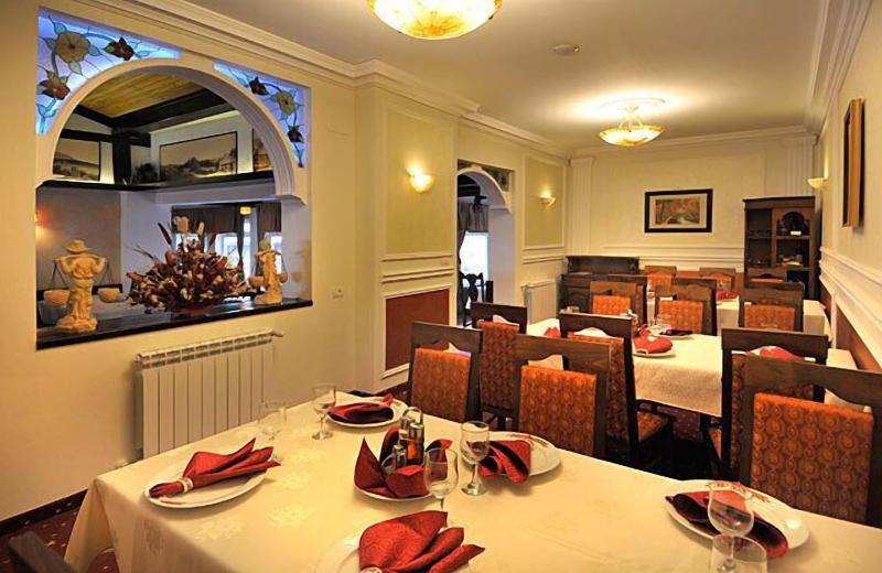 Hotel Bucegi image