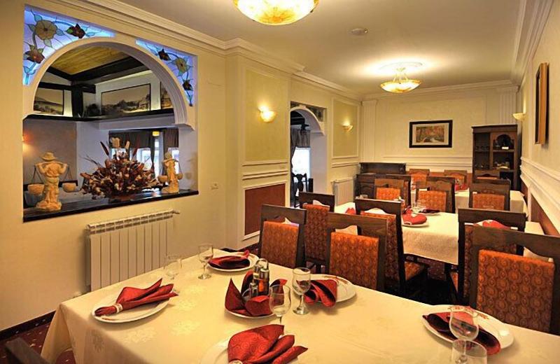 Hotel Bucegi image