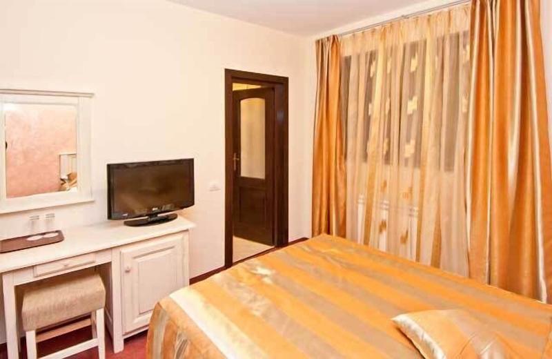 Hotel Bucegi image