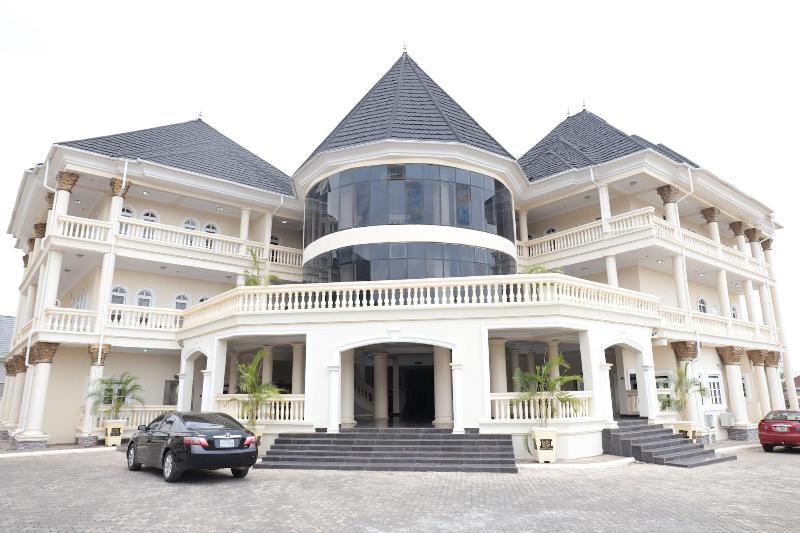 Edmudian Court Luxury Apartments image