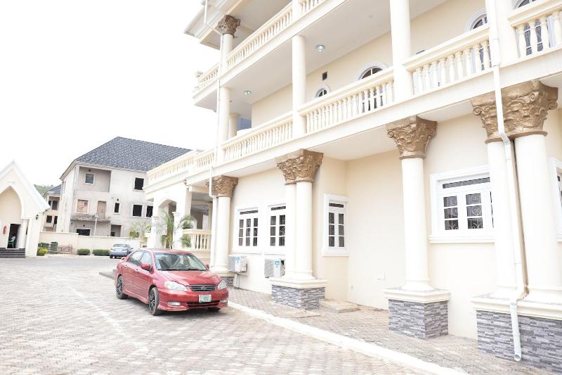 Edmudian Court Luxury Apartments image