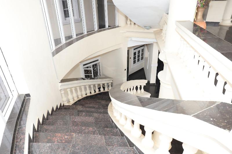 Edmudian Court Luxury Apartments image