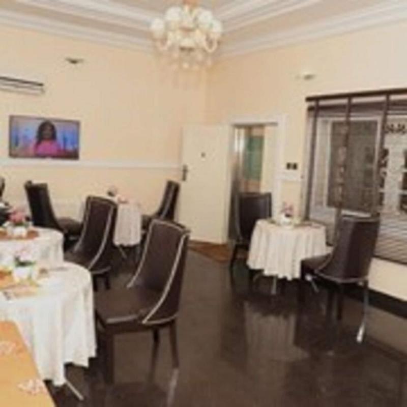 Edmudian Court Luxury Apartments image