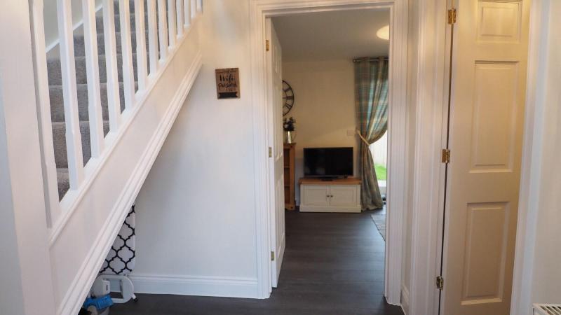 Hideaway Cottage image