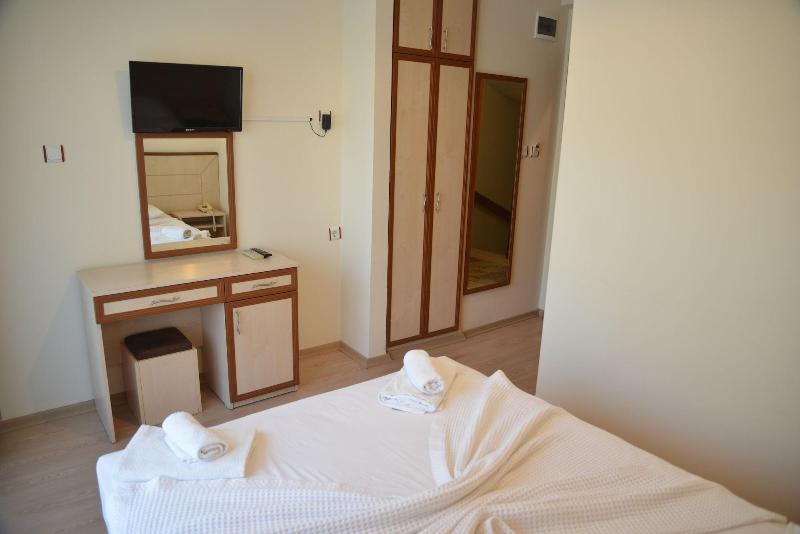 Ayhan Otel image