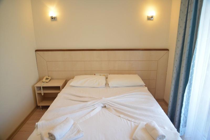 Ayhan Otel image