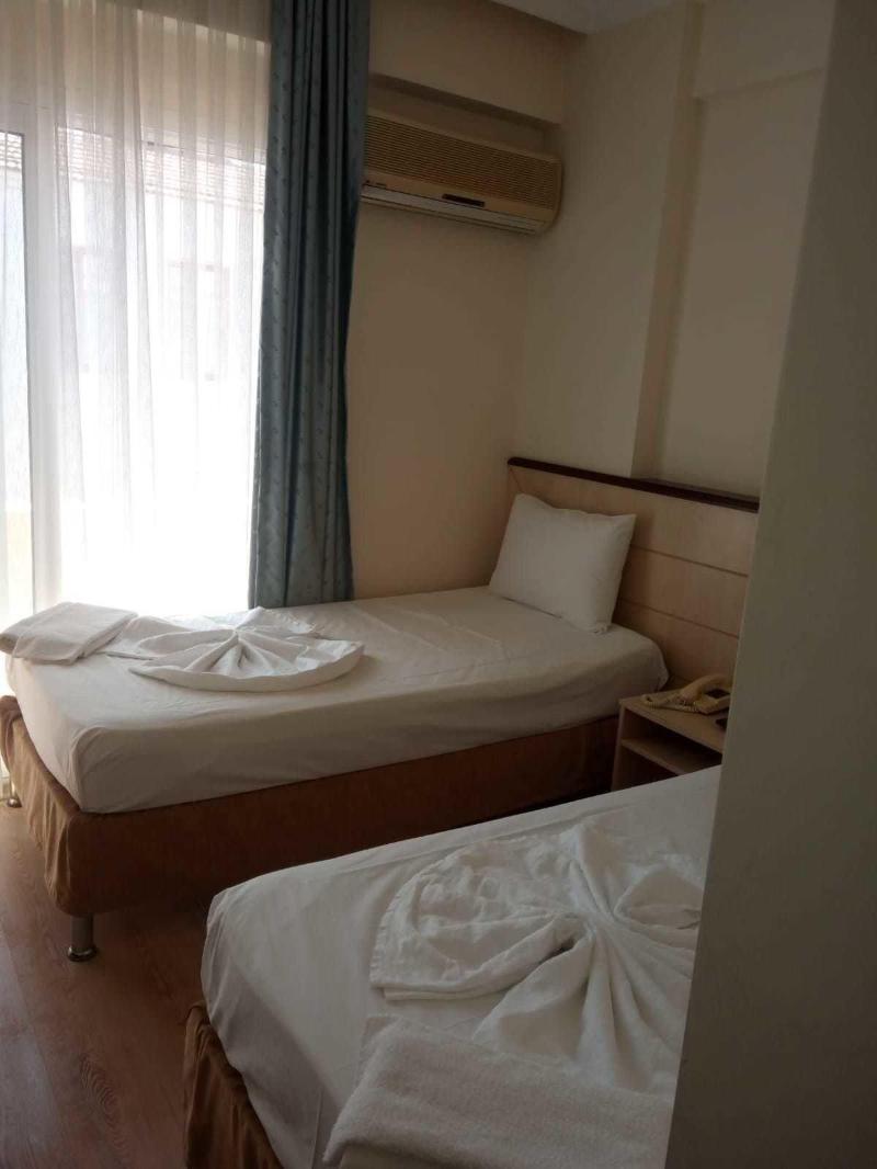 Ayhan Otel image