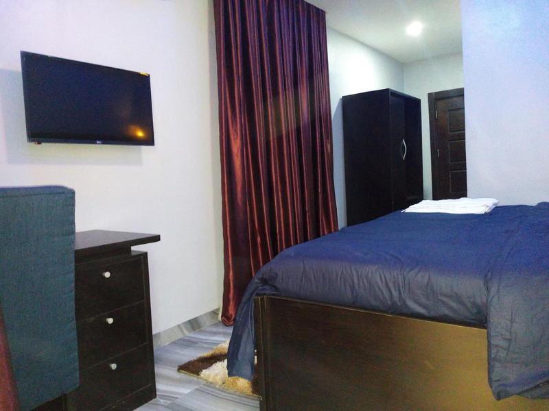 White Court View Hotel image