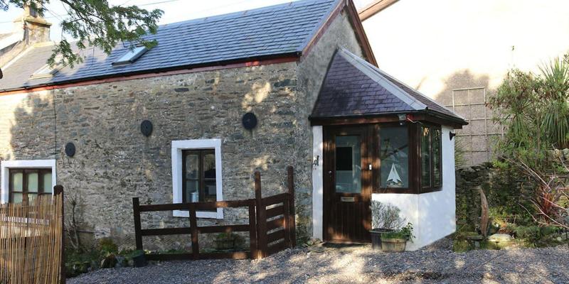 Yewtree Cottage -the Art House image