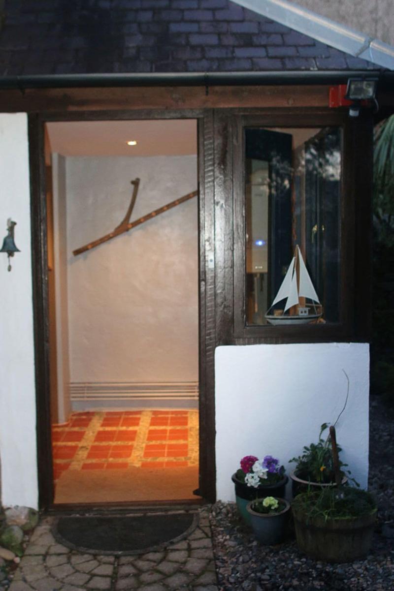 Yewtree Cottage -the Art House image