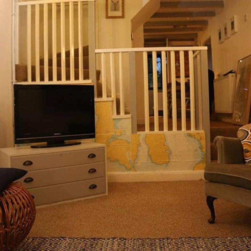 Yewtree Cottage -the Art House image