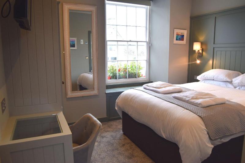 Crown Inn image