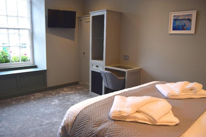 Crown Inn image