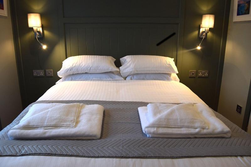 Crown Inn image