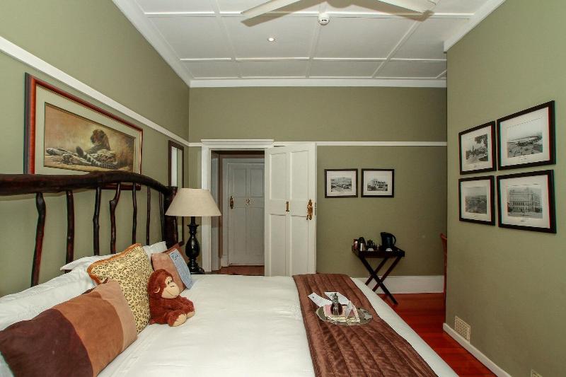 Acorn B&b In Durban image
