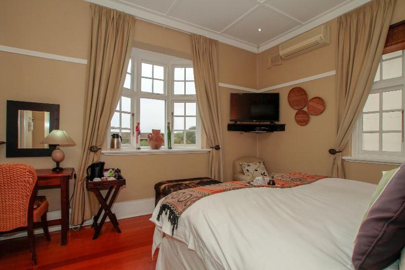 Acorn B&b In Durban image