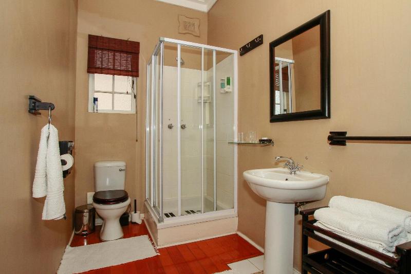 Acorn B&b In Durban image