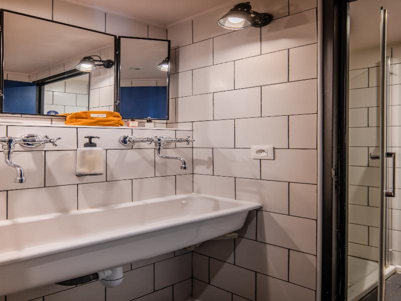 Eklo Hotels Lille image