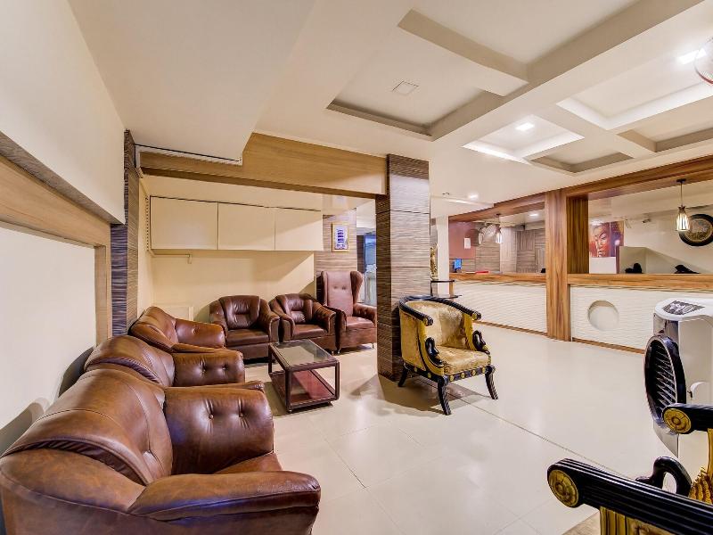 Hotel Royal Enclave Nana Peth image