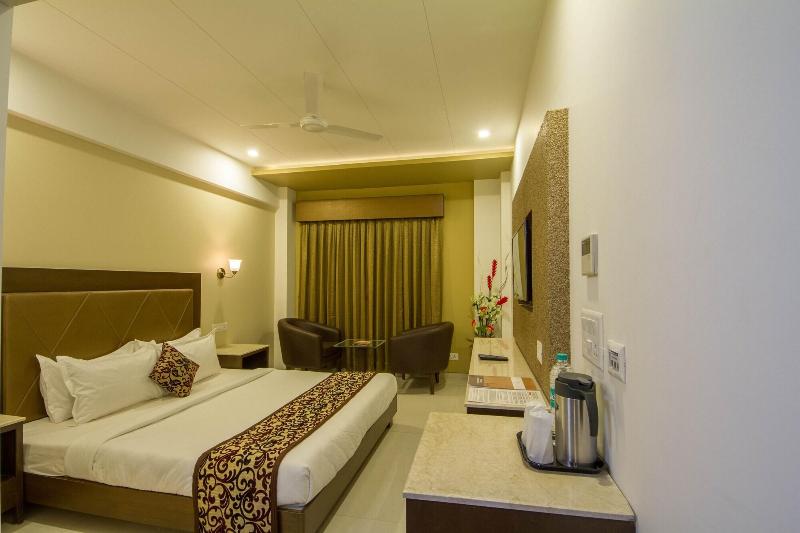 The Grand Vinayak image