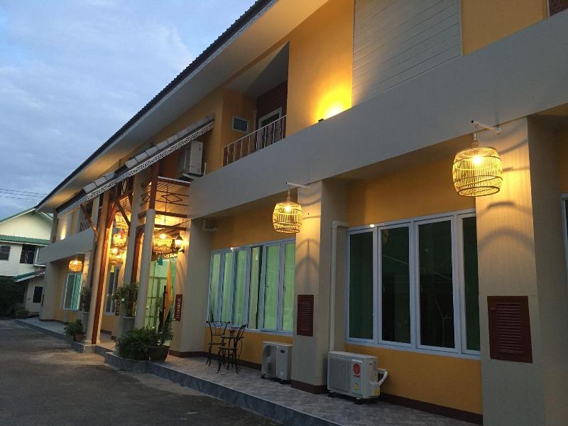 Nine Smiths Hotel Chiang Mai